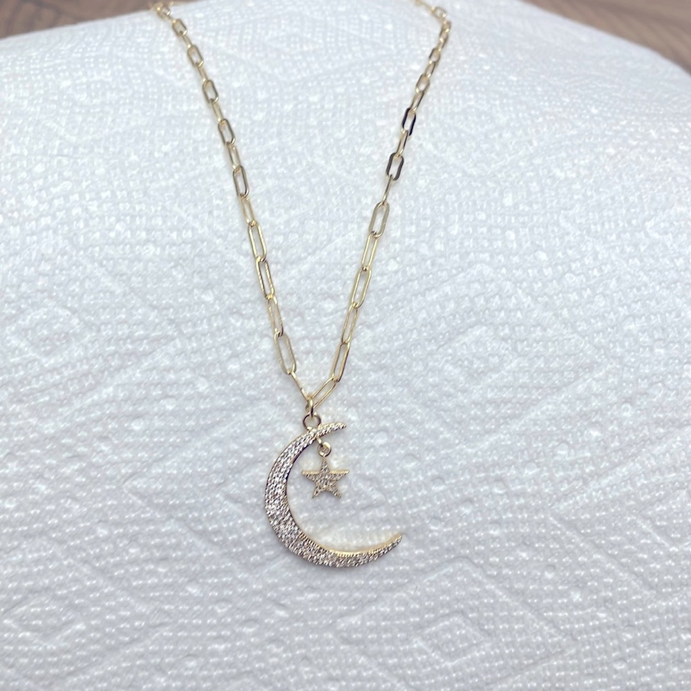 Treasure Jewels Star Moon Gold Necklace